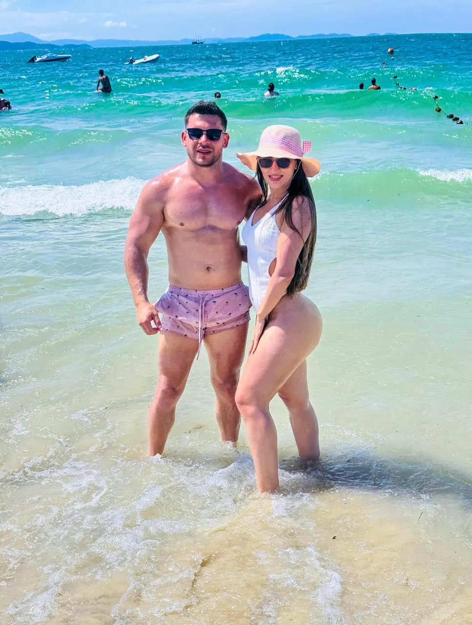 Carlos disfrutando tiempo con familia